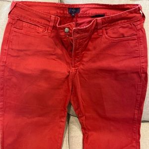 Marilyn Straight, color red denim jeans